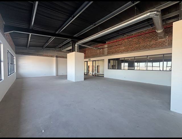 250M² OFFICE TO LET IN SIR LOWRYS PASS